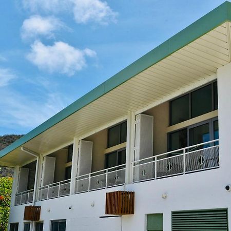 Les Lauriers - Piscine Sur Le Toit - Anse Marcel Apartment Exterior photo